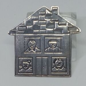 * vintage 925 EFS Mexico sterling silver house with kids pin brooch 8.2 grams
